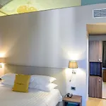 Relais & Castello Di Casiglio Hotel Erba
