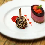 Relais & Castello Di Casiglio Hotel 4*