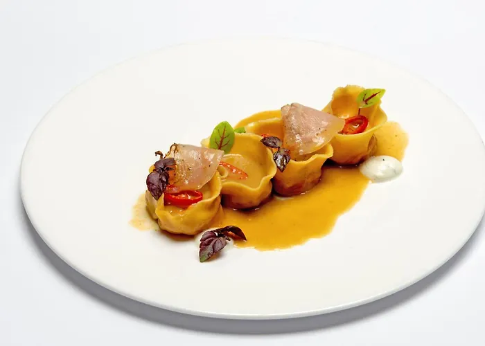 Relais & Castello Di Casiglio Отель