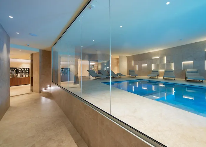 Relais & Castello Di Casiglio Отель