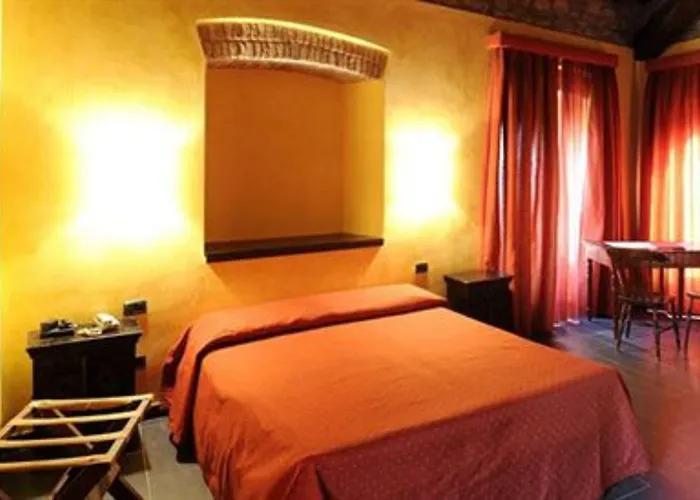 Relais & Castello Di Casiglio 4* Эрба