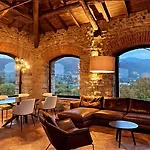 Relais & Castello Di Casiglio