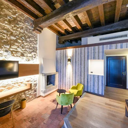 Hotel Relais & Castello Di Casiglio Erba
