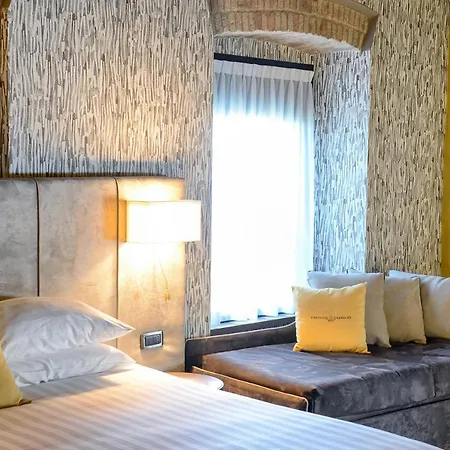 Relais & Castello Di Casiglio 4* Erba