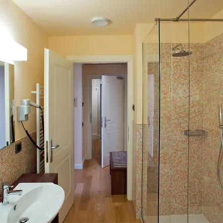 Relais & Castello Di Casiglio Hotel Erba