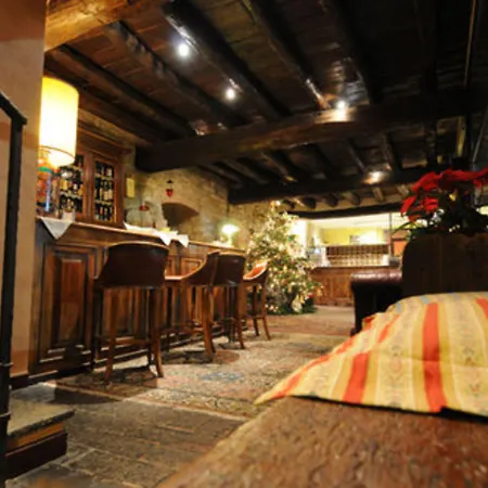 Hotel Relais & Castello Di Casiglio