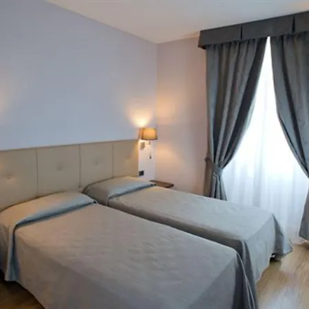 Relais & Castello Di Casiglio 4* Erba