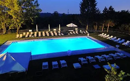 Relais & Castello Di Casiglio Hotel