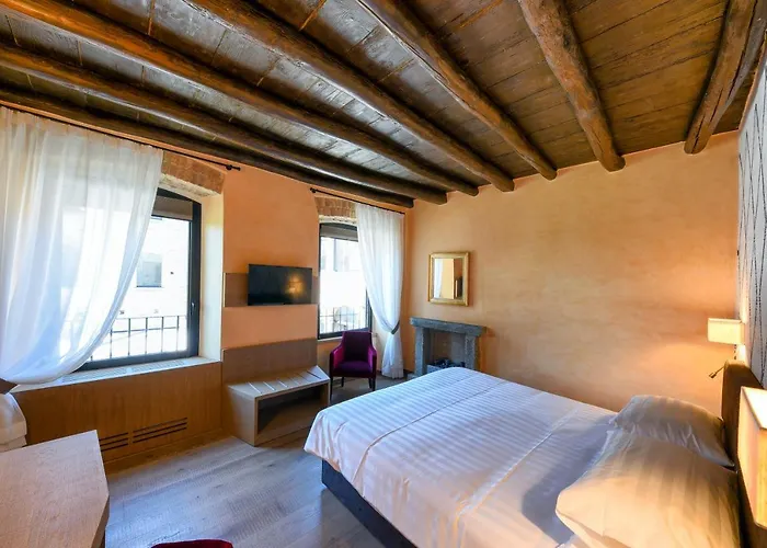 Relais & Castello Di Casiglio