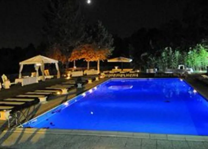 Hotel Relais & Castello Di Casiglio 4*