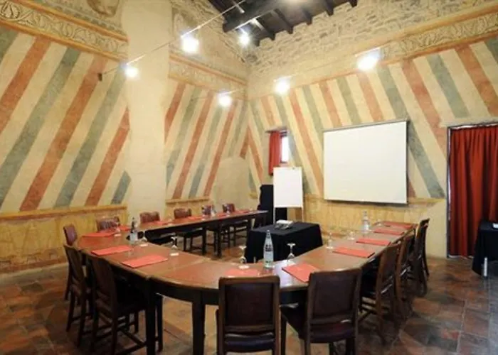 Relais & Castello Di Casiglio Hotel Erba