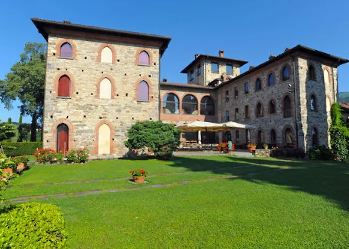Relais & Castello Di Casiglio Hotel