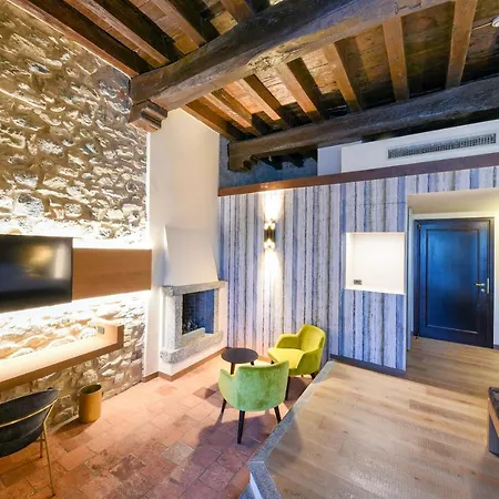 Ξενοδοχείο Relais & Castello Di Casiglio Έρμπα