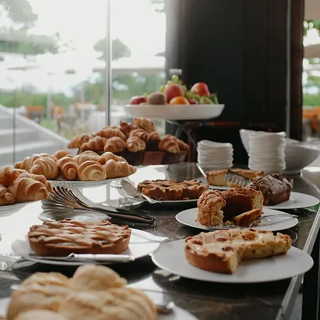 Ξενοδοχείο Relais & Castello Di Casiglio Έρμπα