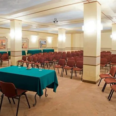 Ξενοδοχείο Relais & Castello Di Casiglio 4*