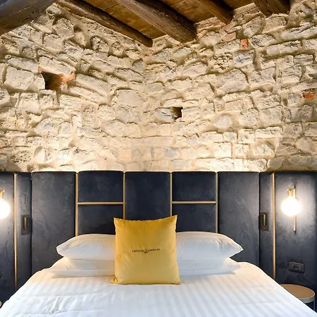 Relais & Castello Di Casiglio 4*
