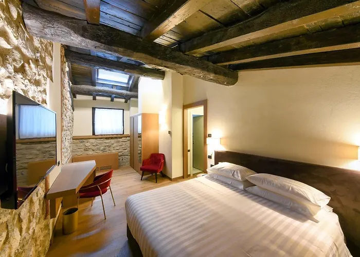 Hotel Relais & Castello Di Casiglio Erba