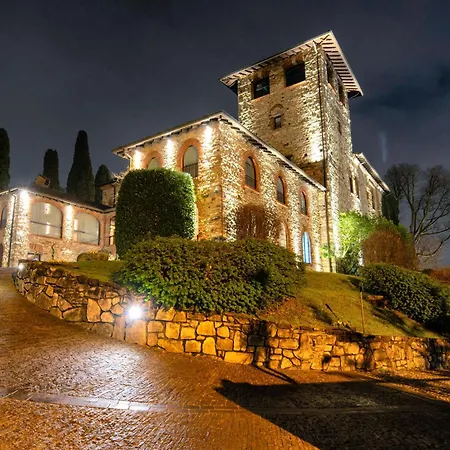 Relais & Castello Di Casiglio 4* ארבה