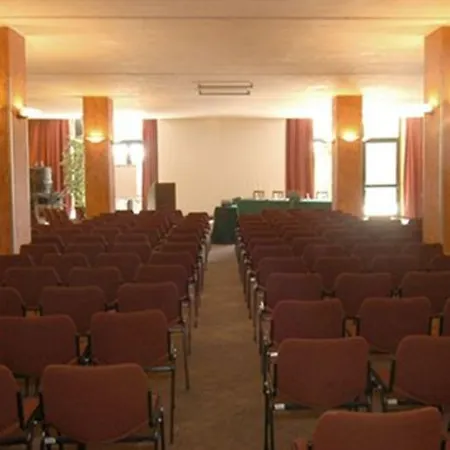 Relais & Castello Di Casiglio 4*