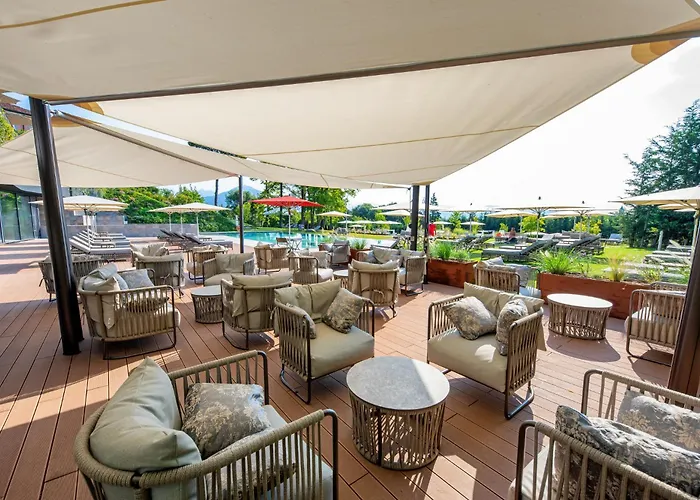 Hotell Relais & Castello Di Casiglio Erba