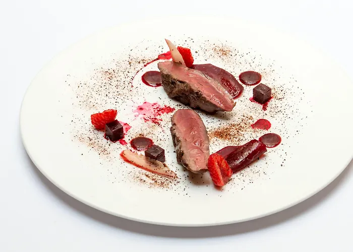 Relais & Castello Di Casiglio Hotell 4*